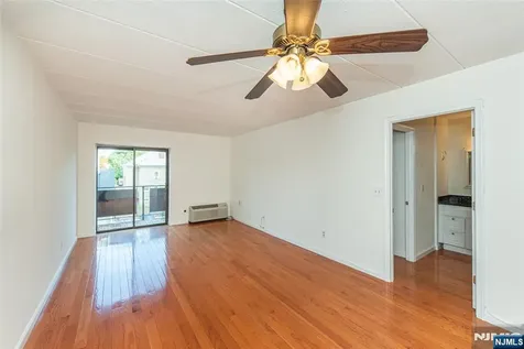 5 Linden Street Hackensack NJ 07601