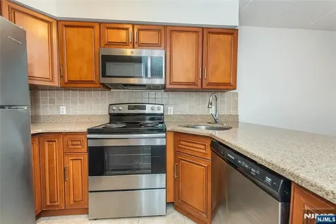 5 Linden Street Hackensack NJ 07601