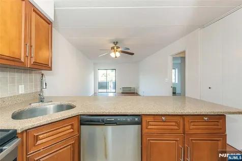 5 Linden Street Hackensack NJ 07601