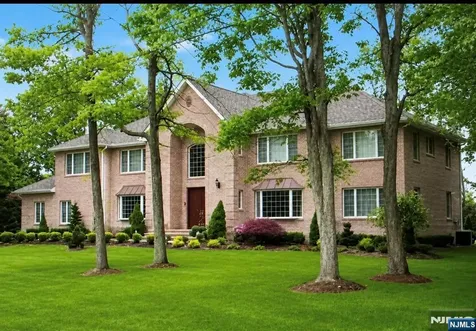 604 Grandview Terrace Franklin Lakes NJ 07417