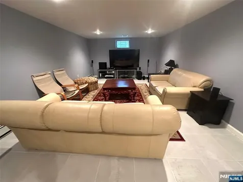 604 Grandview Terrace Franklin Lakes NJ 07417
