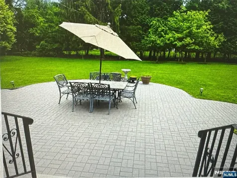 604 Grandview Terrace Franklin Lakes NJ 07417