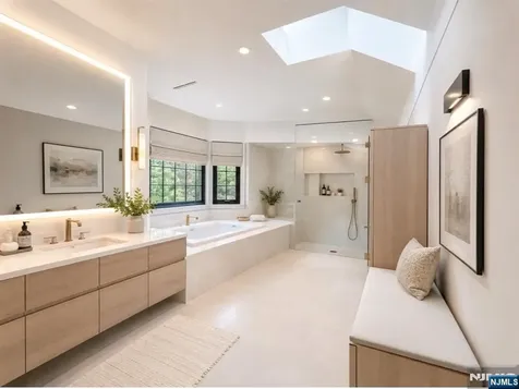 604 Grandview Terrace Franklin Lakes NJ 07417