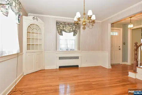 161 Wyckoff Avenue Wyckoff NJ 07481