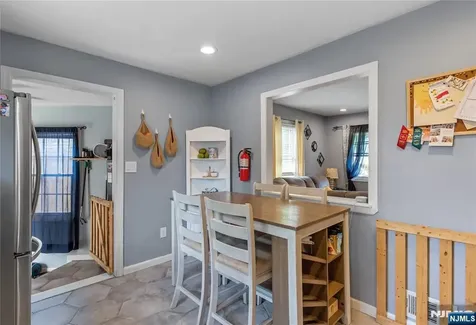34 Decker Road Wanaque NJ 07420