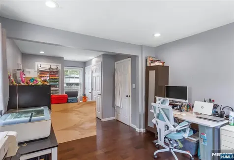 34 Decker Road Wanaque NJ 07420