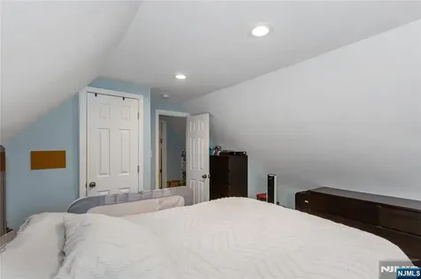 34 Decker Road Wanaque NJ 07420