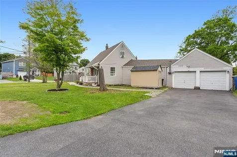 34 Decker Road Wanaque NJ 07420