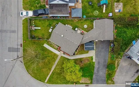 34 Decker Road Wanaque NJ 07420