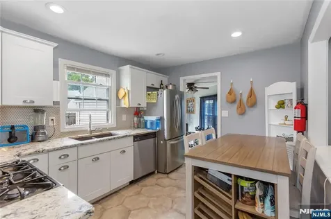 34 Decker Road Wanaque NJ 07420