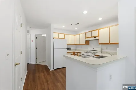 5301 Tudor Drive Pequannock Township NJ 07444