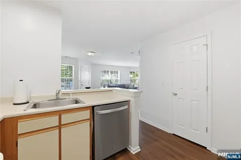 5301 Tudor Drive Pequannock Township NJ 07444