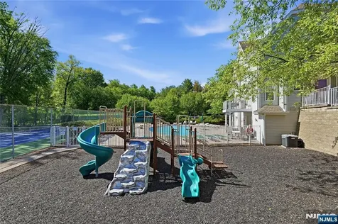 5301 Tudor Drive Pequannock Township NJ 07444