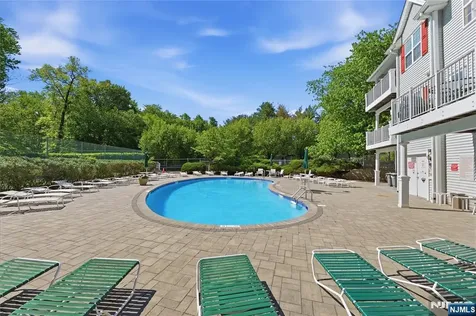 5301 Tudor Drive Pequannock Township NJ 07444
