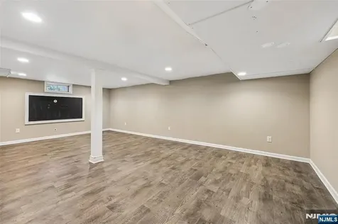 571 Laurel Road Ridgewood NJ 07450