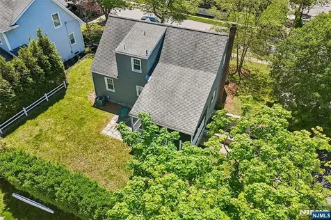 571 Laurel Road Ridgewood NJ 07450