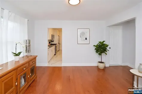 50 Dean Street Glen Rock NJ 07452