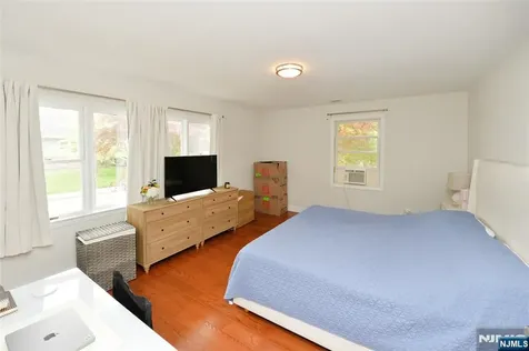 50 Dean Street Glen Rock NJ 07452