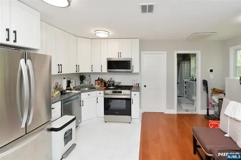50 Dean Street Glen Rock NJ 07452
