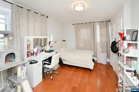 50 Dean Street Glen Rock NJ 07452