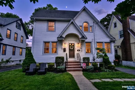 354 Demarest Avenue Oradell NJ 07649
