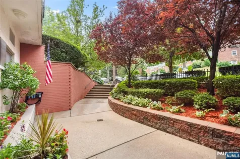 2160 Center Avenue Fort Lee NJ 07024