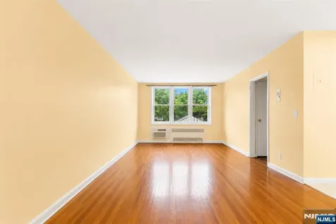 2160 Center Avenue Fort Lee NJ 07024