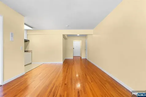 2160 Center Avenue Fort Lee NJ 07024