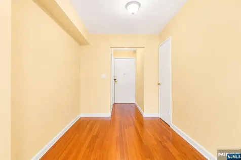 2160 Center Avenue Fort Lee NJ 07024