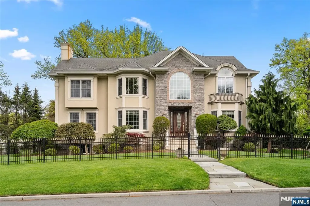15 Harvard Street Closter NJ 07624