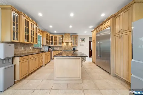 15 Harvard Street Closter NJ 07624