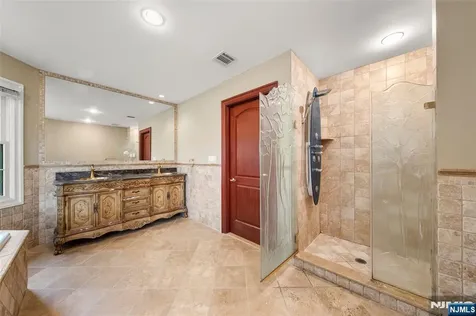15 Harvard Street Closter NJ 07624
