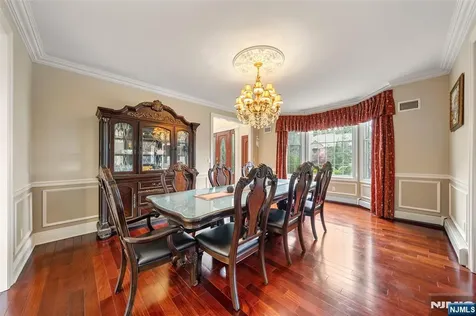 15 Harvard Street Closter NJ 07624