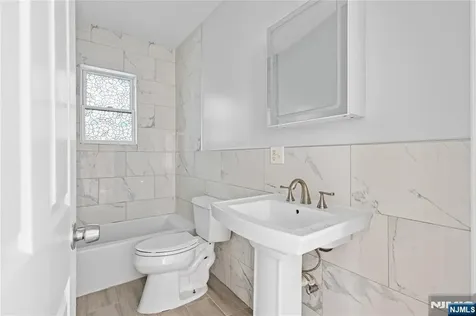 140 7th Street Paterson NJ 07522