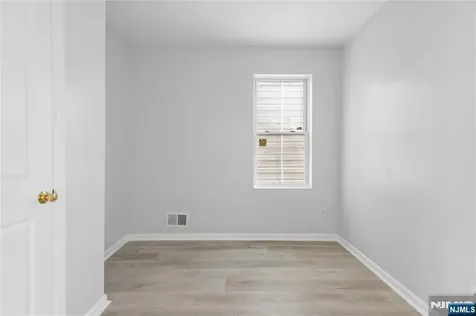 140 7th Street Paterson NJ 07522