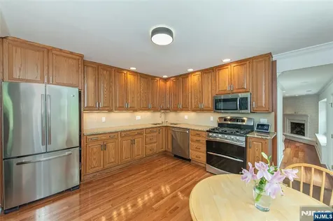 23 Pepperidge Road Morris Township NJ 07960