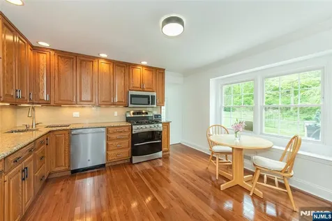 23 Pepperidge Road Morris Township NJ 07960