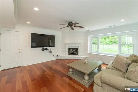 23 Pepperidge Road Morris Township NJ 07960