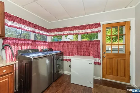 42 Main Beach Road Ringwood NJ 07456