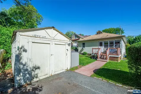 42 Main Beach Road Ringwood NJ 07456