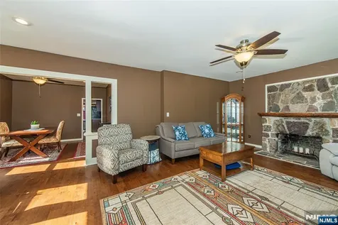 42 Main Beach Road Ringwood NJ 07456