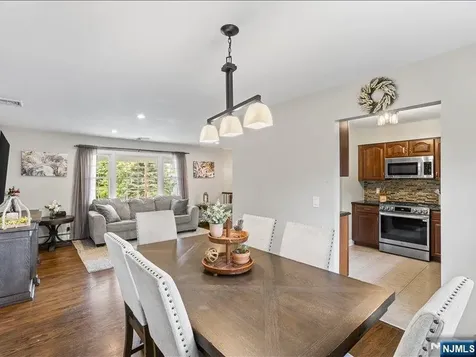 8 Madoc Trail Jefferson Township NJ 07438
