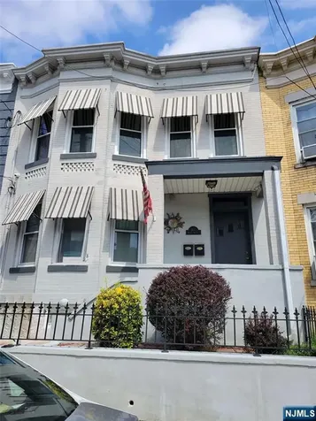 307 Henry Street Fairview NJ 07022
