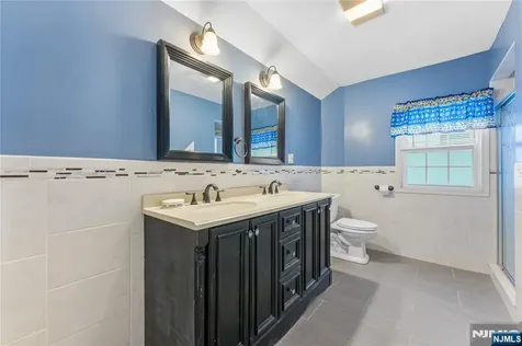 147 Clinton Avenue Clifton NJ 07011