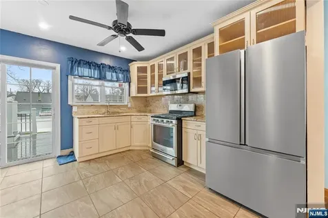 147 Clinton Avenue Clifton NJ 07011