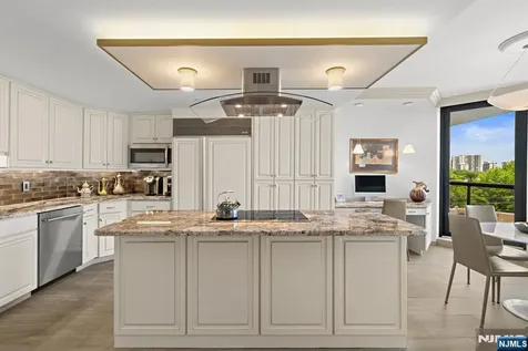 900 Palisade Avenue Fort Lee NJ 07024