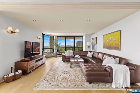 900 Palisade Avenue Fort Lee NJ 07024