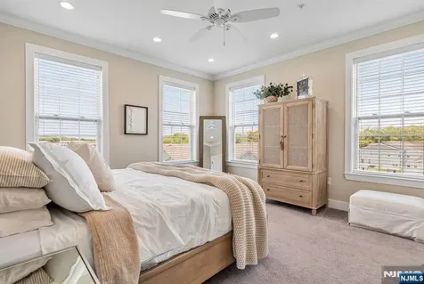 137 Aspen Drive Cedar Grove NJ 07009