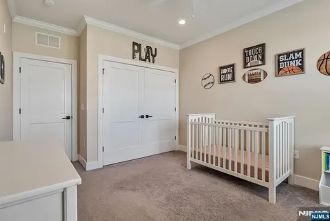 137 Aspen Drive Cedar Grove NJ 07009