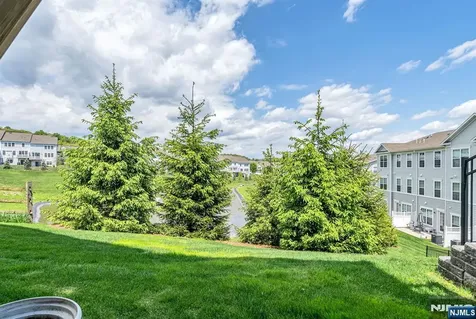 137 Aspen Drive Cedar Grove NJ 07009